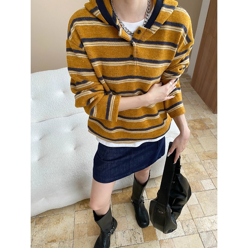 司南 叠穿伴侣 慵懒感纽扣半门襟撞色条纹连帽针织衫毛衣 SN8171