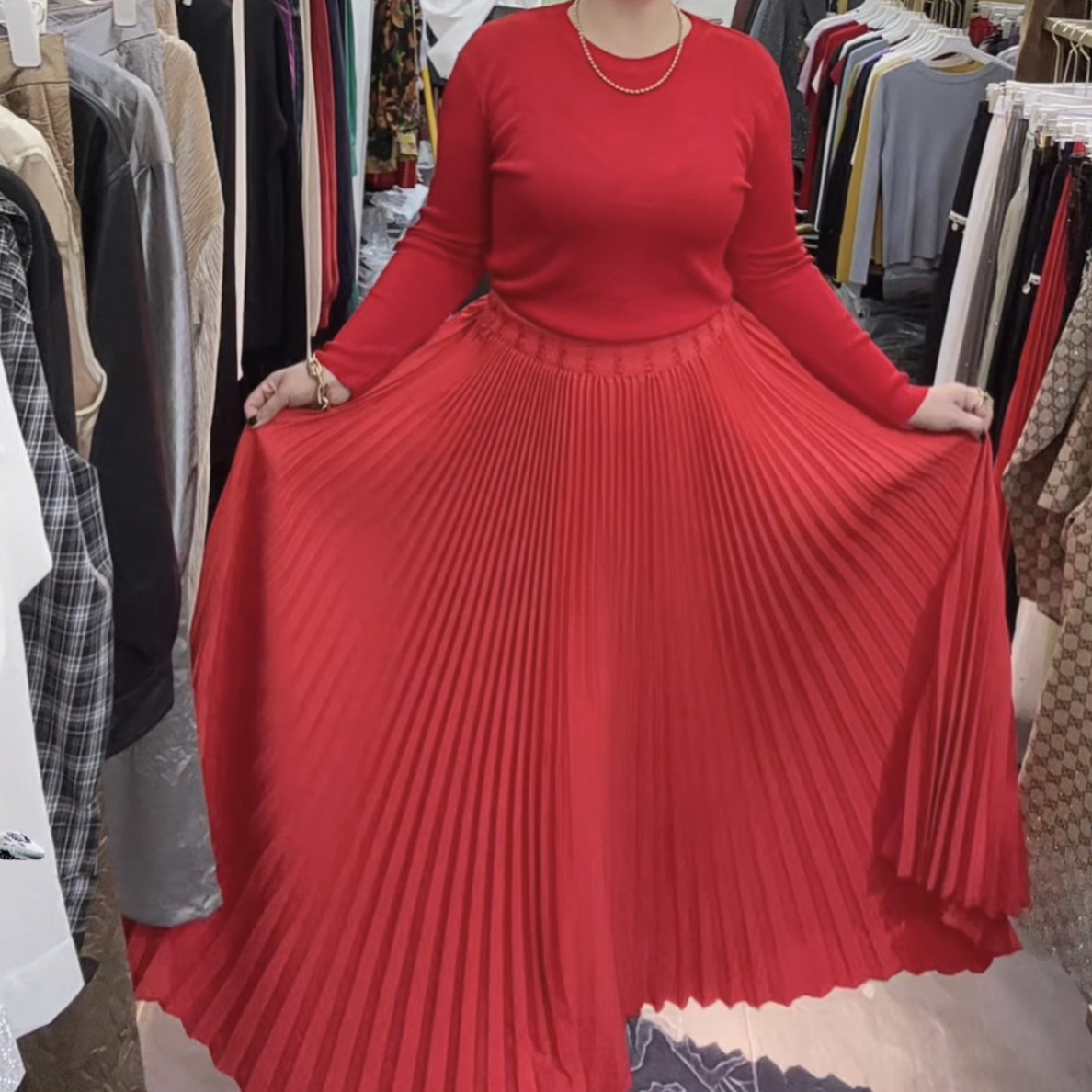 新款时尚大气打底衫