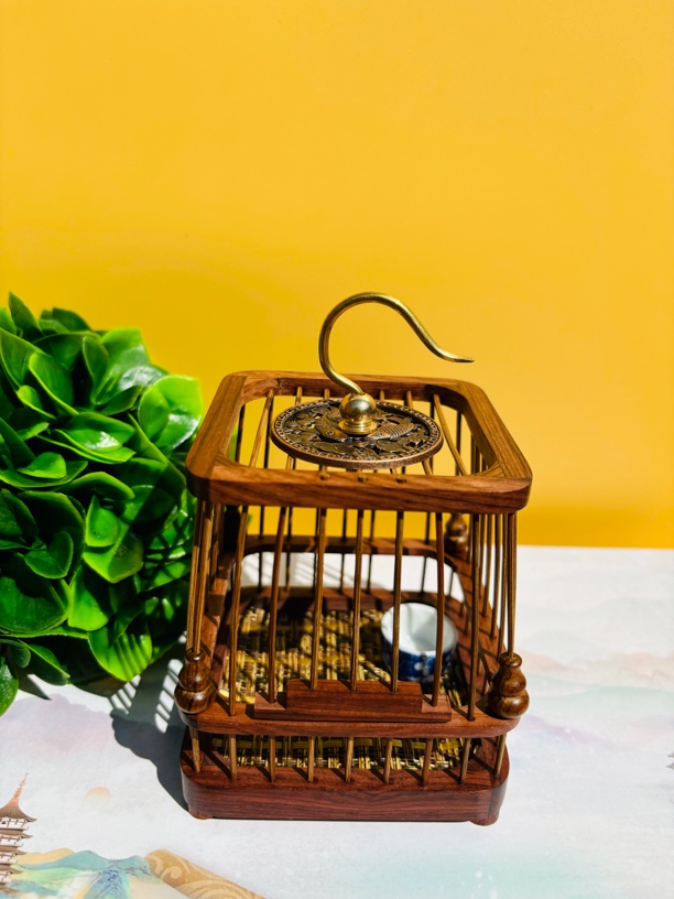 梯形蝈蝈笼带凉垫食盘黄花梨蝈蝈笼