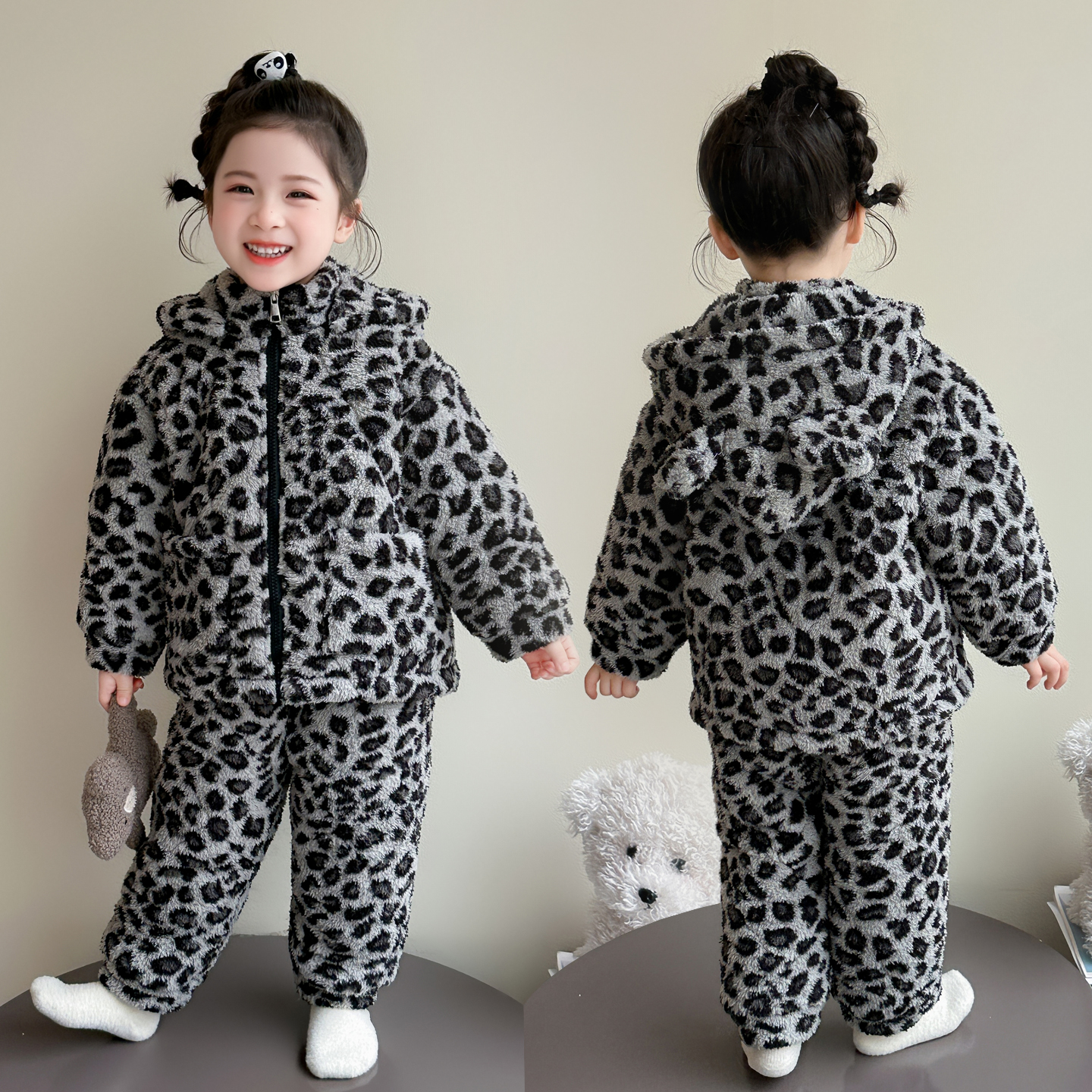 女童三层加厚睡衣法兰绒冬季卡通儿童套装豹纹女孩珊瑚绒家居服