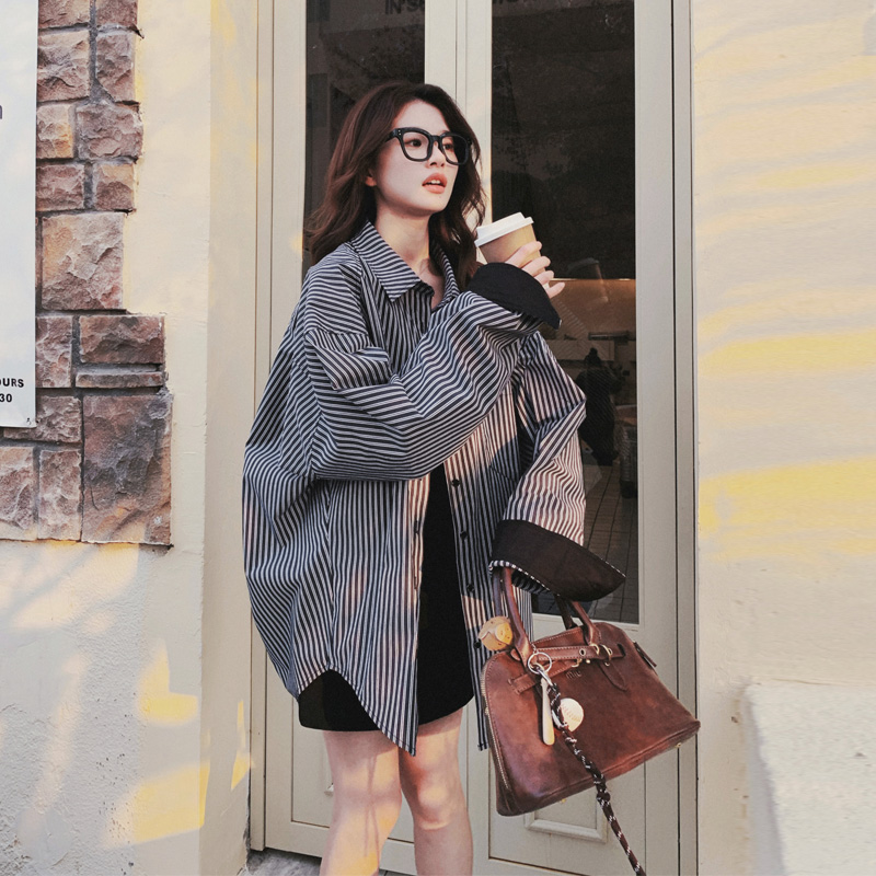 oversize竖条纹衬衫女春秋款2025新款小众设计感韩系慵懒风外套潮