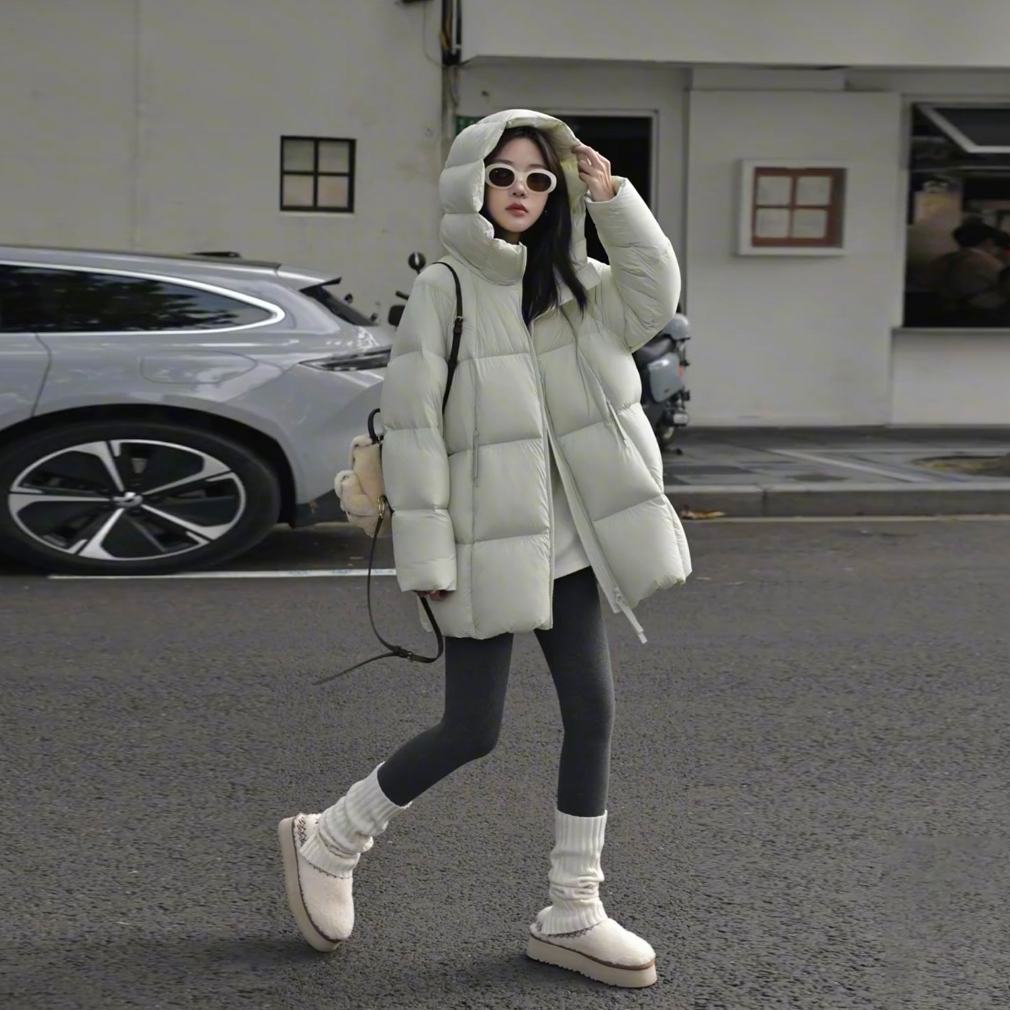 90白鸭绒薄荷奶绿连帽羽绒服女2025冬季新款小个子保暖面包服外套