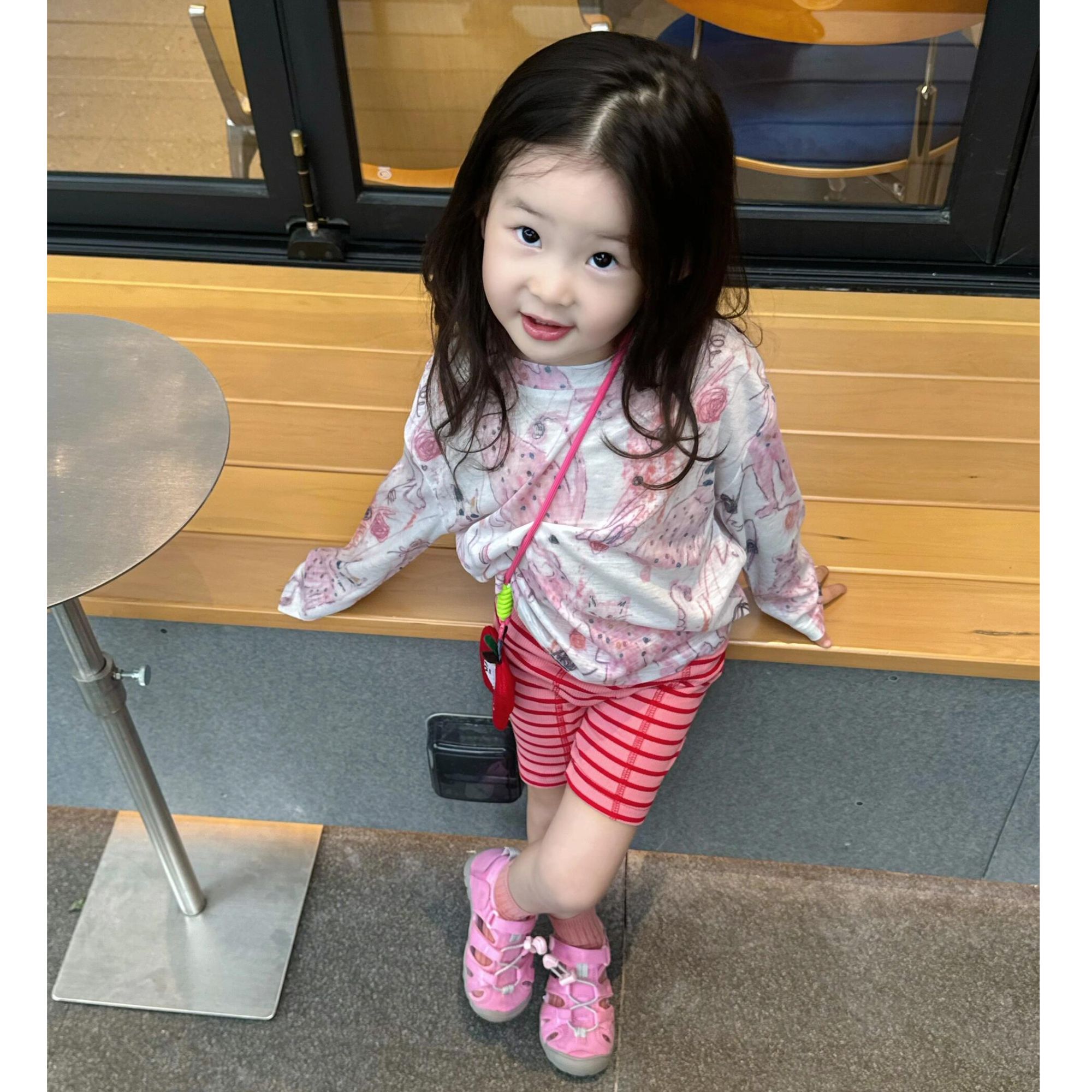 《现货》女童2025夏季新款韩版百搭涂鸦防晒长袖上衣条纹骑行裤套装