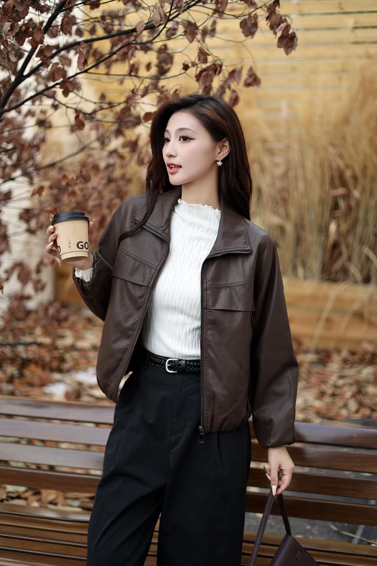 2025秋装新款皮衣外套女短款机车服爆款休闲宽松显瘦拉链皮夹克