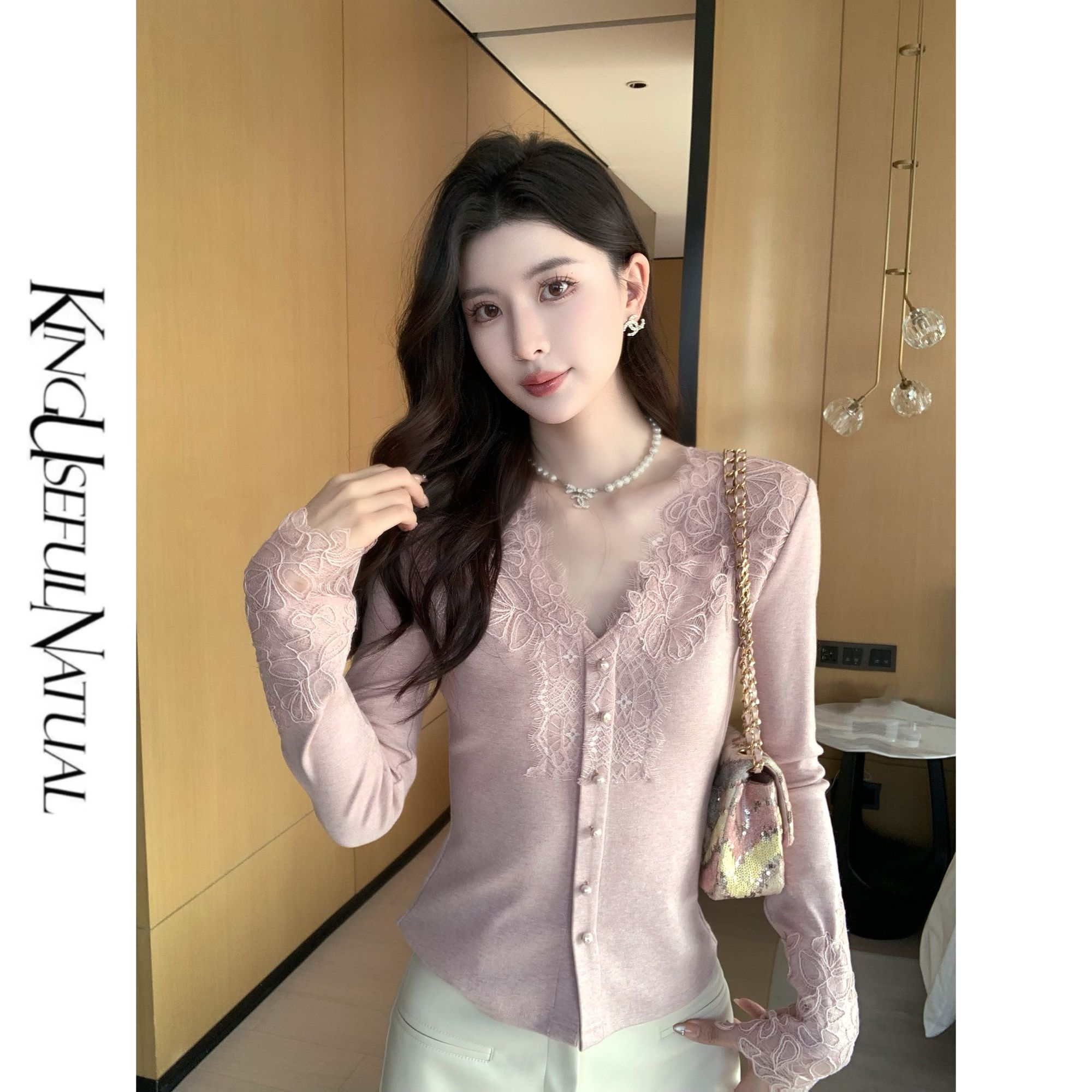 KUN【芷嫣】重叠花边 粉色银丝弹力蕾丝刺绣微收腰显瘦秋冬内搭上衣