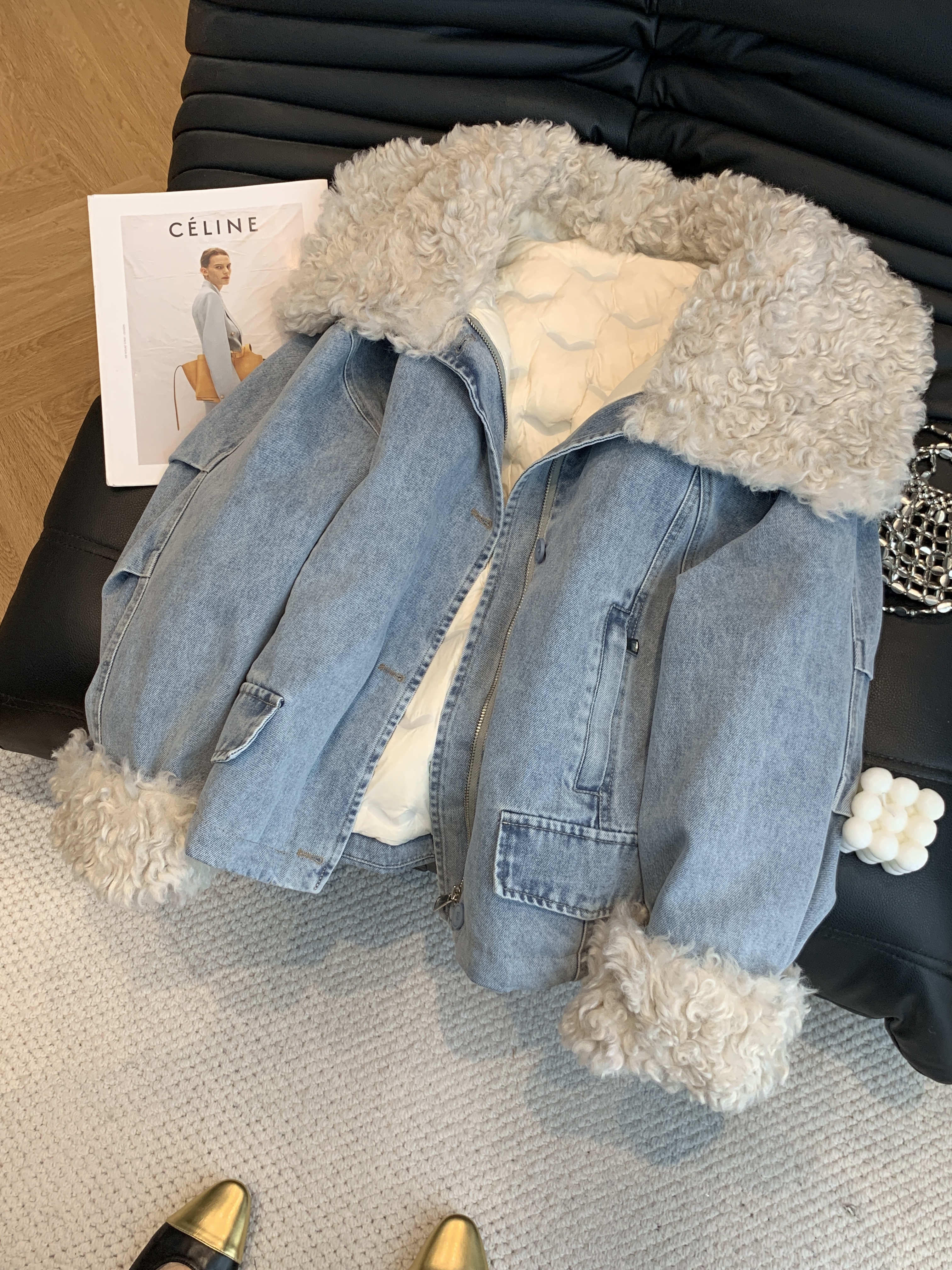 冬季2025新款大码高端设计感牛仔翻领女外套加厚百搭保暖设计外套