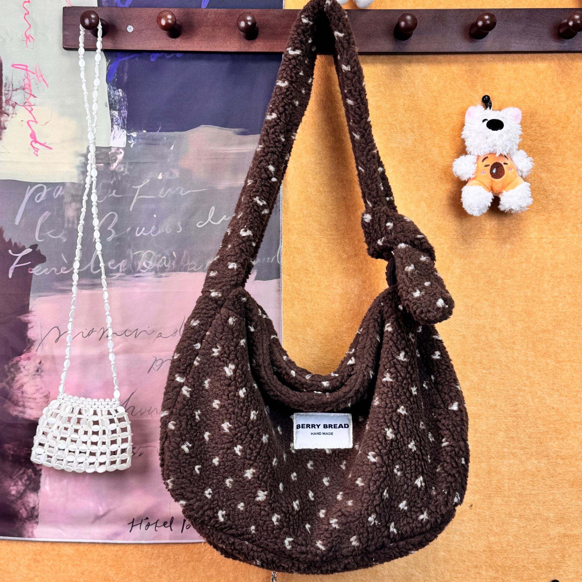 大容量通勤百搭爱心波点摇粒绒单肩包韩系小众潮流时尚斜挎女包