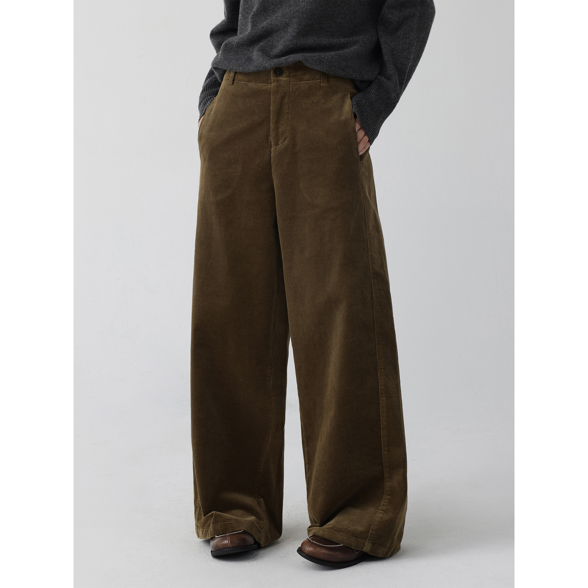 低卡LOWCALORIE10.20日20点上新‘绒光漫步’复古灯芯绒休闲裤