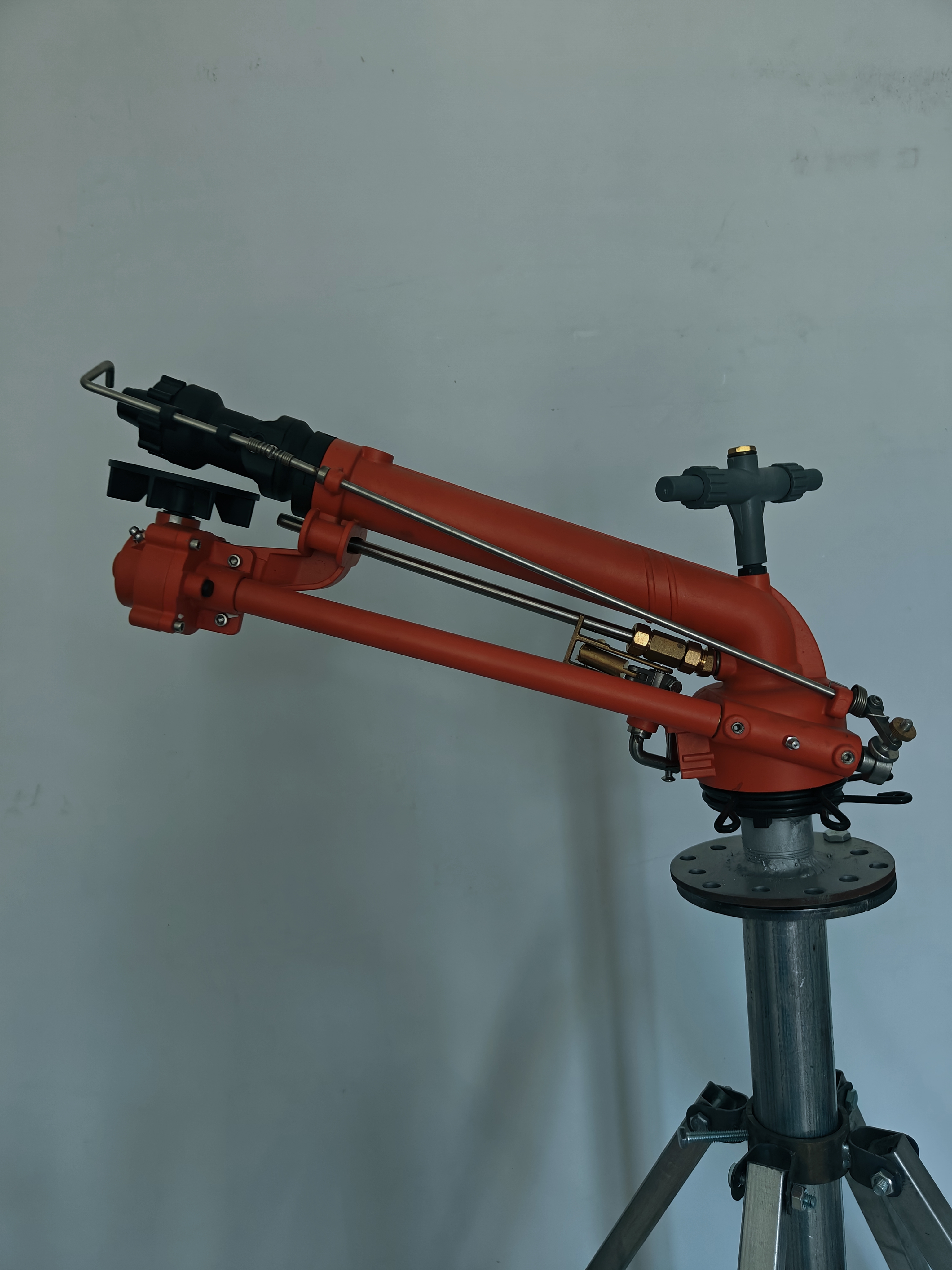 德龙45Ts搭配2.2米高低可调四腿支架（简称45t）