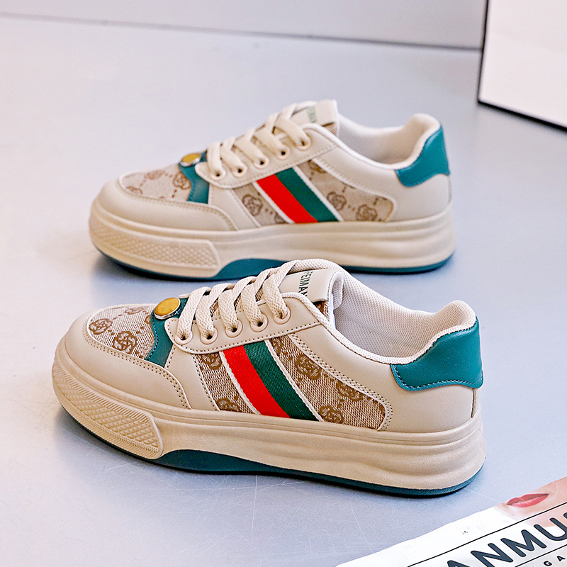 2025秋季新款百搭小众气质女鞋爆款ins潮轻奢板鞋时尚运动休闲鞋