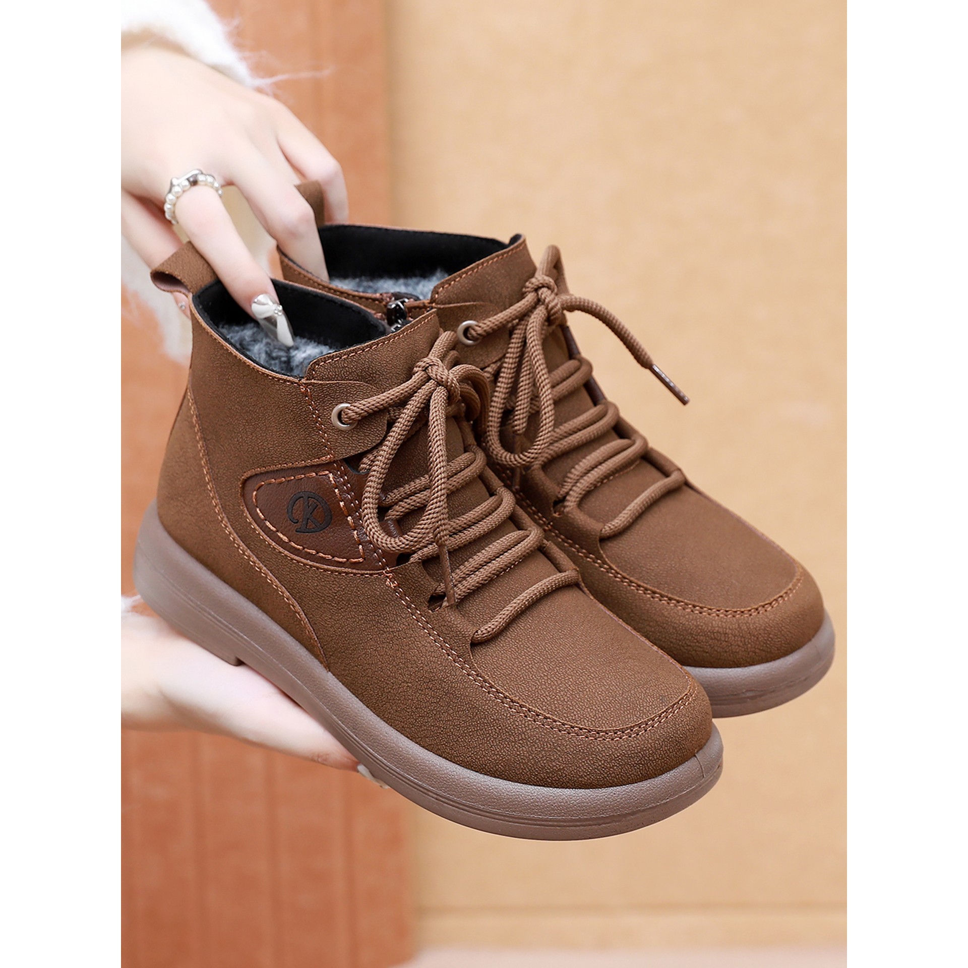 冬季老北京布鞋女棉鞋加绒加厚保暖妈妈鞋软底防滑中老年人棉靴子