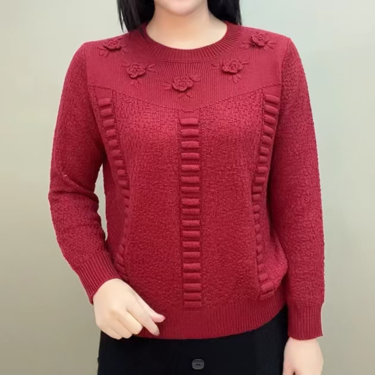 时尚花朵洋气毛衣气质妈妈装2025春冬新款提花宽松显瘦百搭针织衫