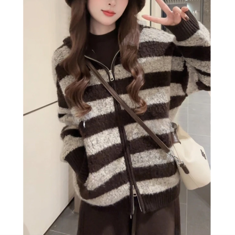 假两件针织长袖女2025秋季洋气时尚小个子外穿显瘦洋气上衣高级感