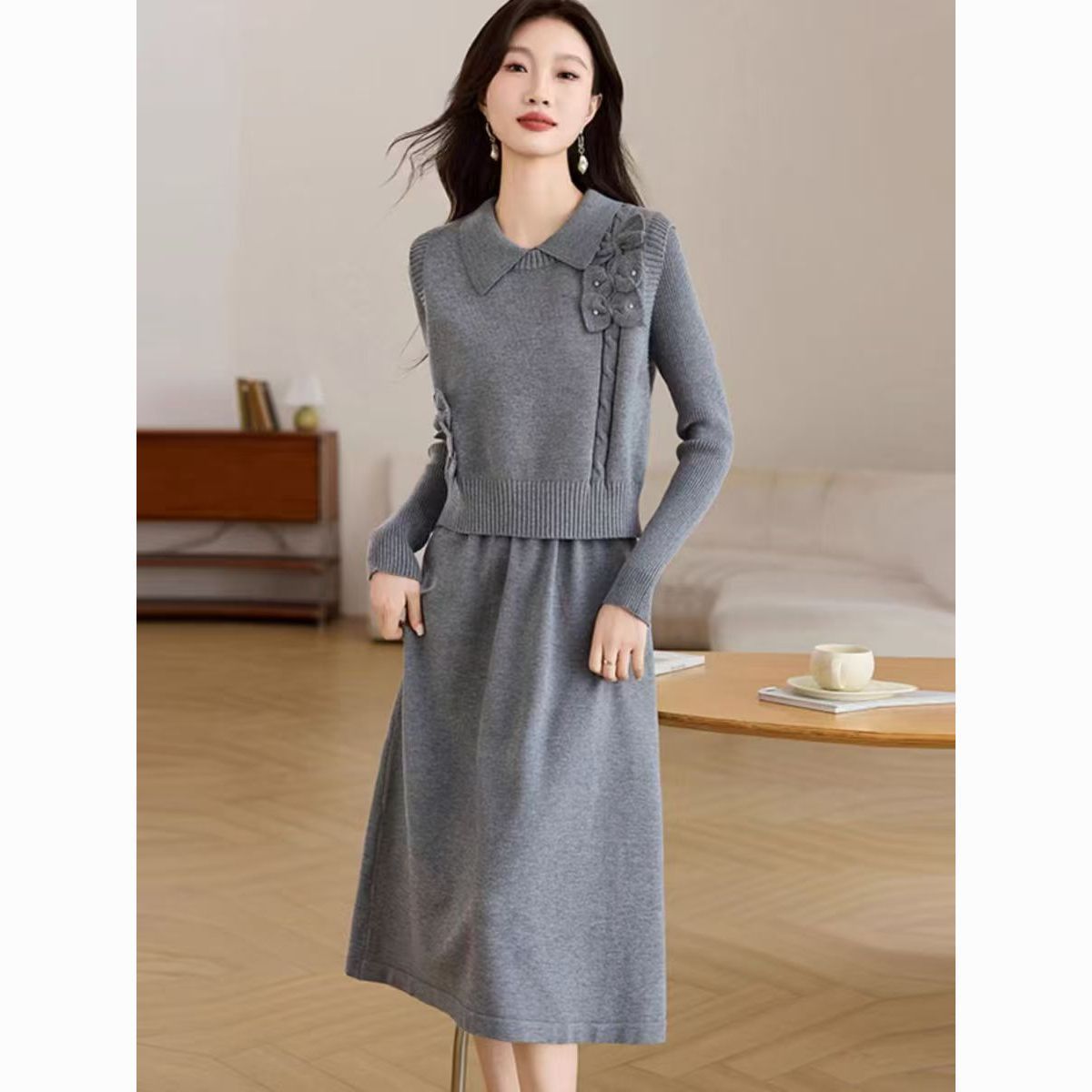 新款2025气质秋冬大码长袖毛衣高级感显瘦连衣裙针织马甲两件套装