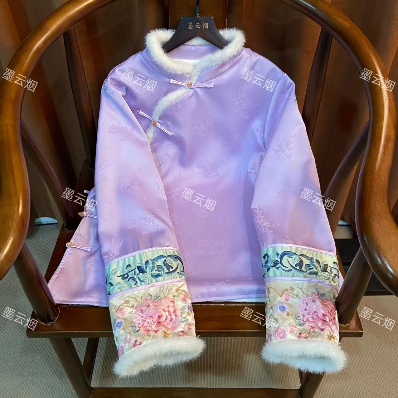 【木纺】新中式丝缎内里加绒袖口刺绣斜襟国风时尚上衣女装外套秋冬