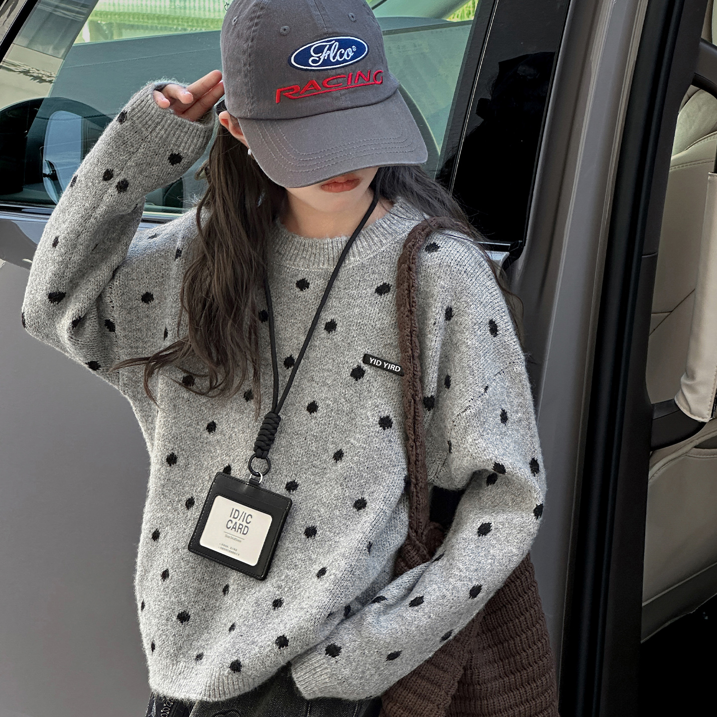 女童波点毛衣2025秋季新款韩版宽松显瘦圆领波点针织毛线衣打底衫