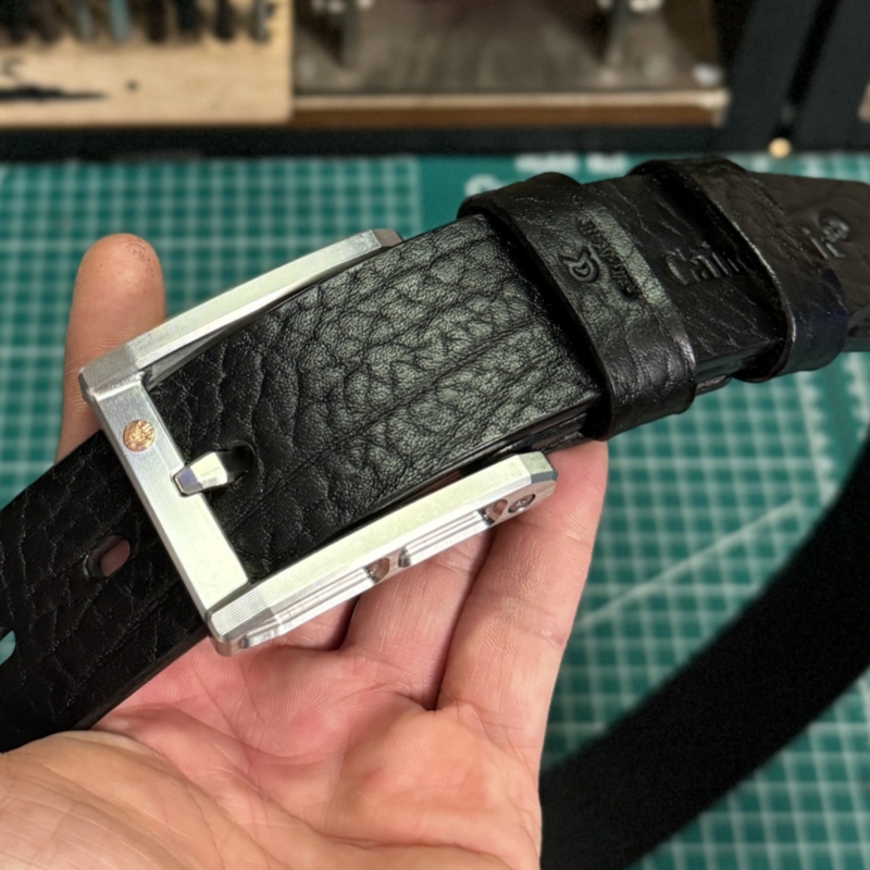 纯手工皮带西风燧潜艇钢CNC切割316L钢针扣头层牛皮真皮牛仔腰带