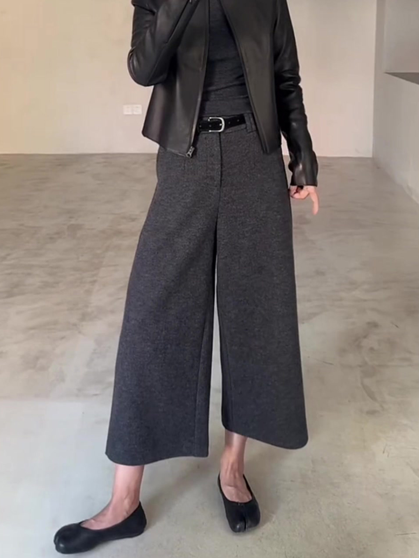 深灰色毛呢直筒休闲裤女秋冬新款大码梨型身材宽松显瘦八分阔腿裤