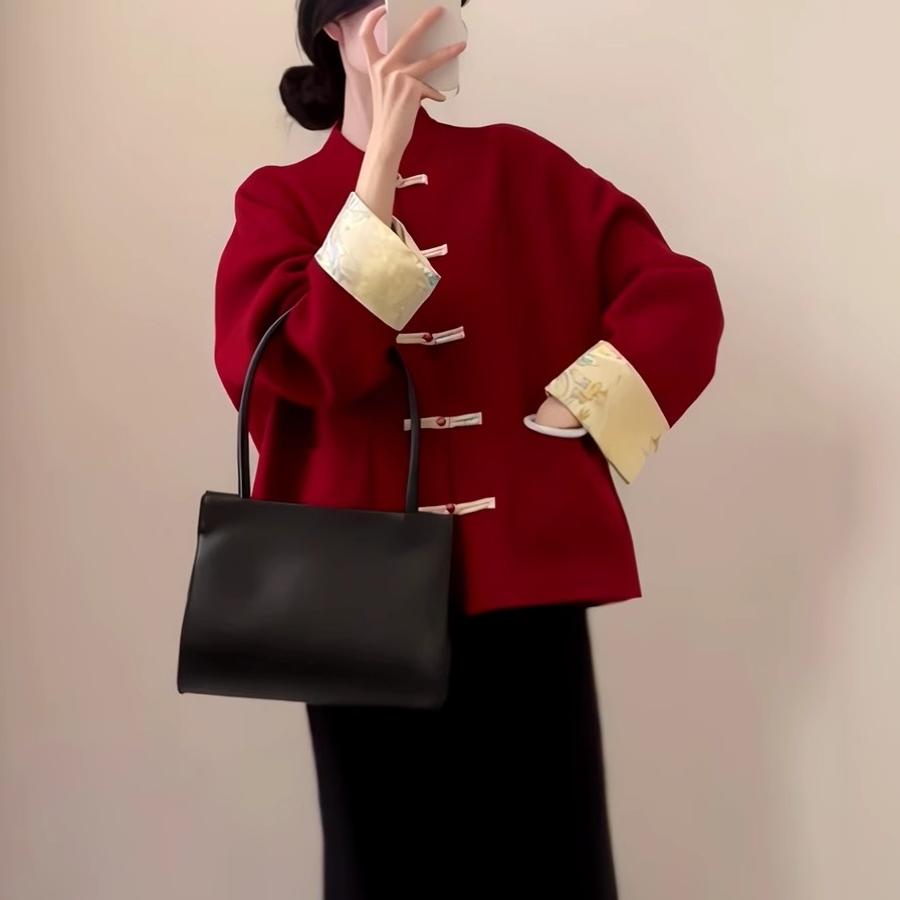 新年战袍红色套装裙大衣女款2025新款冬季毛呢外套女新中式盘扣