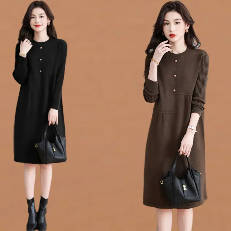 2025春秋新款时髦针织连衣裙女内搭气质洋气中长款打底宽松毛衣裙