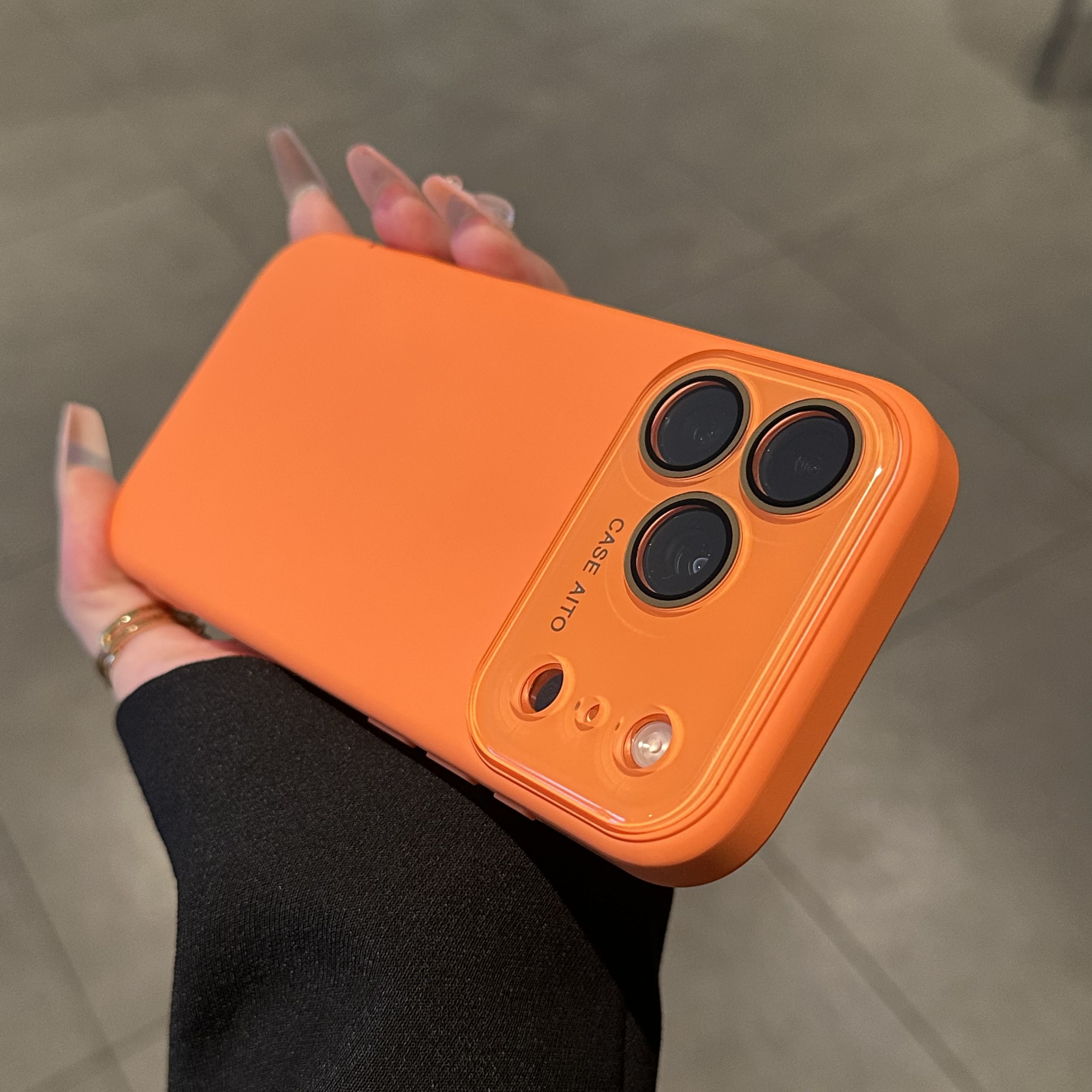 BANCA秒变17爱马仕橙色适用苹果16promax手机壳15/14男13/12套