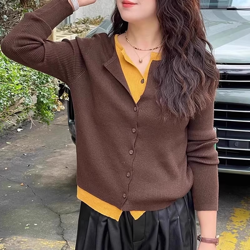 大码韩版百搭撞色假两件针织开衫女2025秋冬胖mm显瘦洋气毛衣上衣