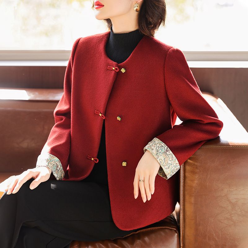 喜婆婆婚宴装春秋季外套中老年妈妈2025新款红色短款上衣