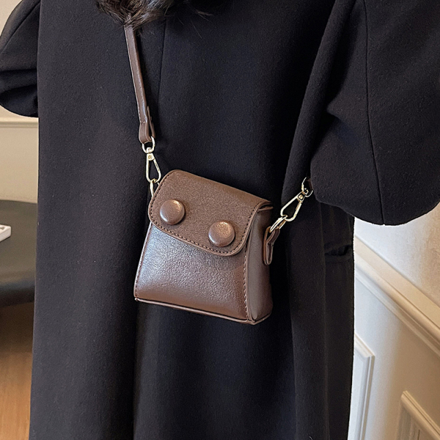 复古磨砂小包包女2025新款时尚迷你扭扭包口红包秋季高级感斜挎包