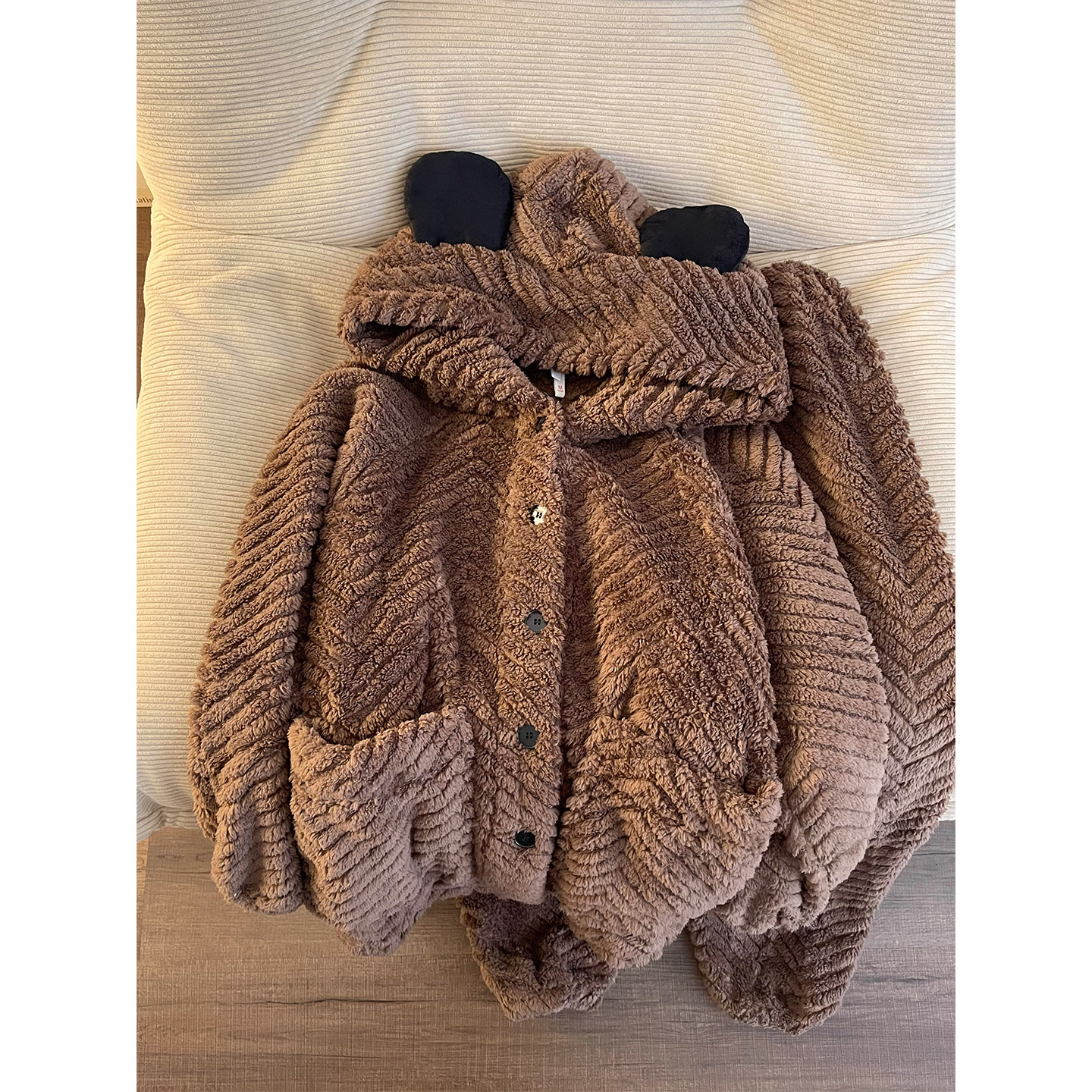 可爱美拉德连帽珊瑚绒睡衣女秋冬款保暖家居服大码可出门加绒套装