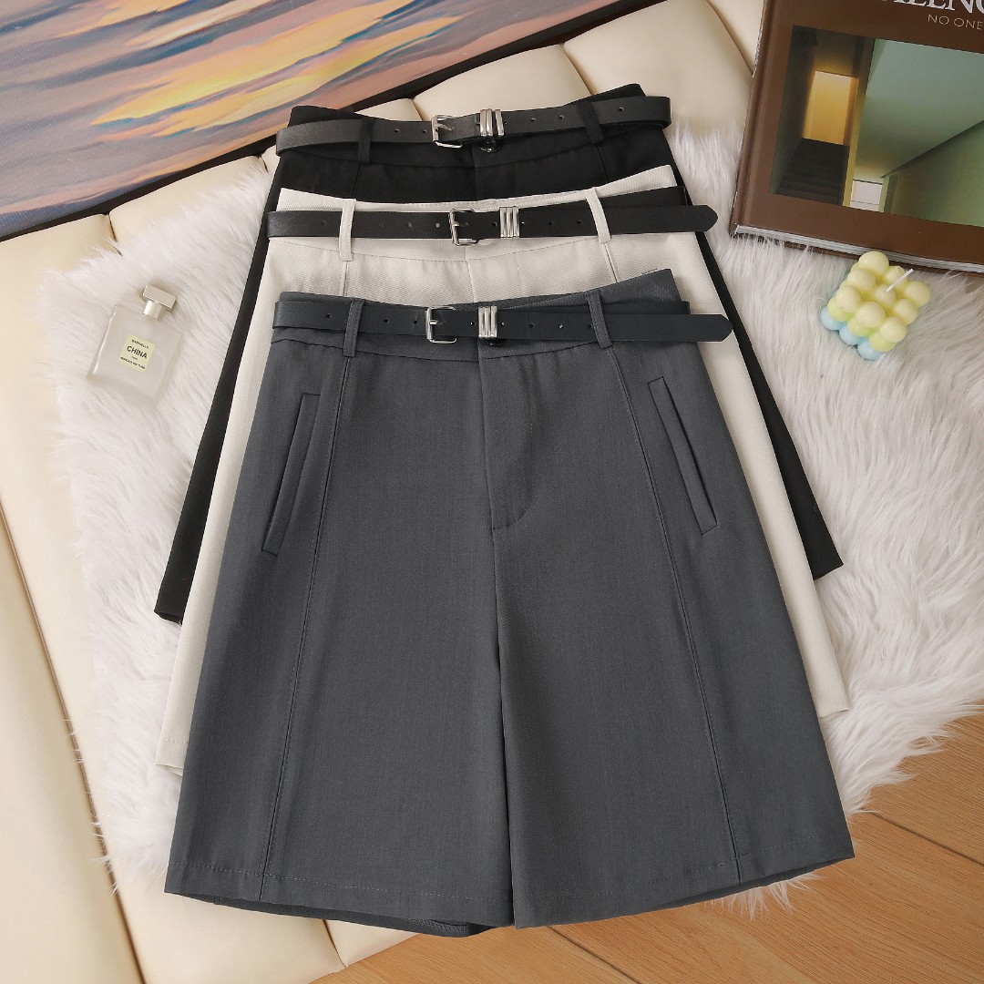 2025新款女士夏季高腰显瘦黑色简约时尚休闲百搭直筒西装四分短裤