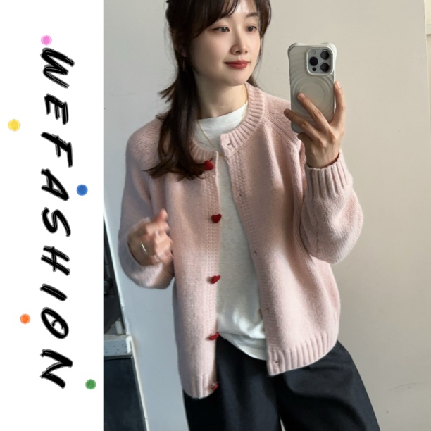 【WE】设计感巨好看韩系圆领爱心扣软糯毛衣开衫