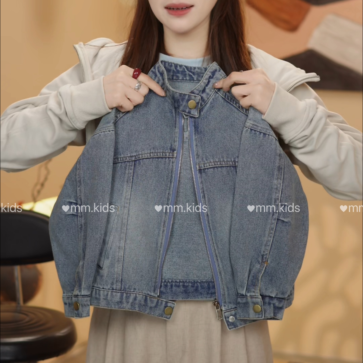 2025年男女童牛仔外套新款秋季儿童韩版休闲百搭渐变色牛仔上衣潮