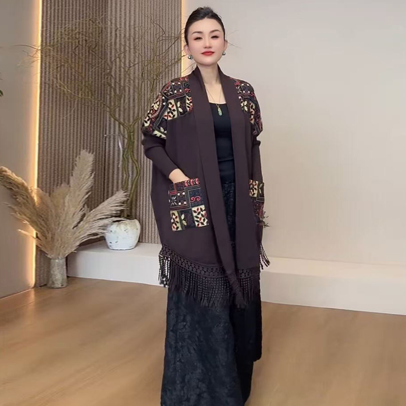 秋冬蝙蝠长袖流苏拼接针织中长开衫外套女装时尚洋气妈妈百搭披肩