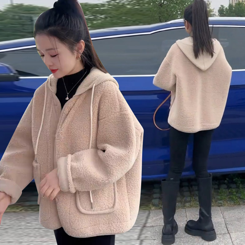 加厚连帽羊羔毛皮毛一体外套女2025春装新款宽松毛毛保暖开衫上衣
