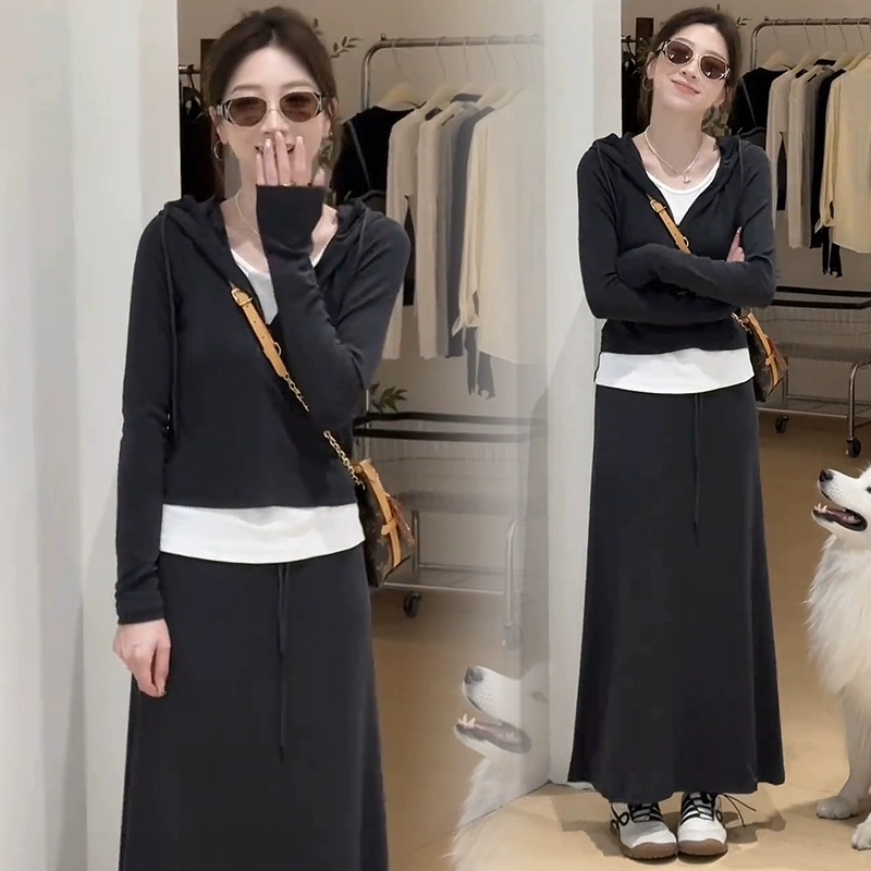 时尚休闲套装裙女2025秋季新款洋减龄假两件连帽卫衣半身裙两件套
