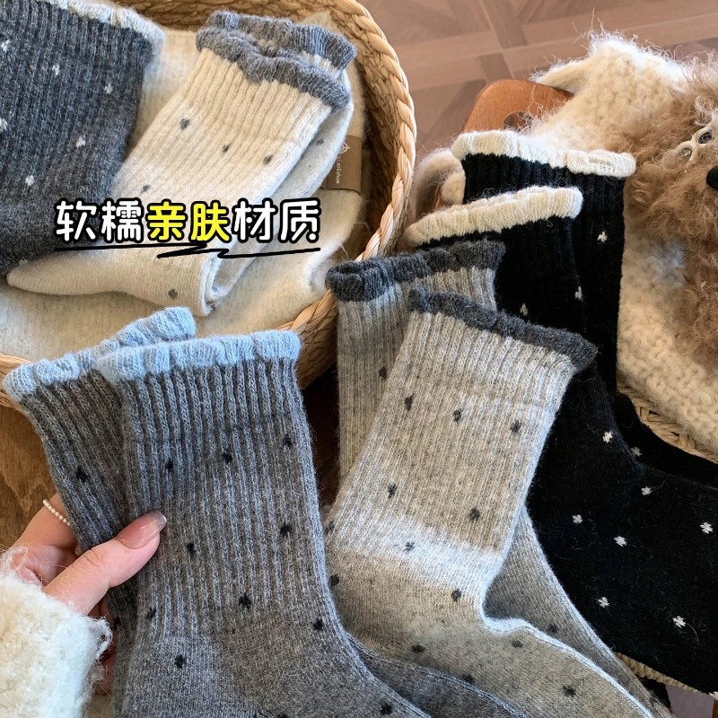 袜子女中筒棉袜秋冬季波点温柔花边百搭长筒复古多巴胺宽口外穿JH