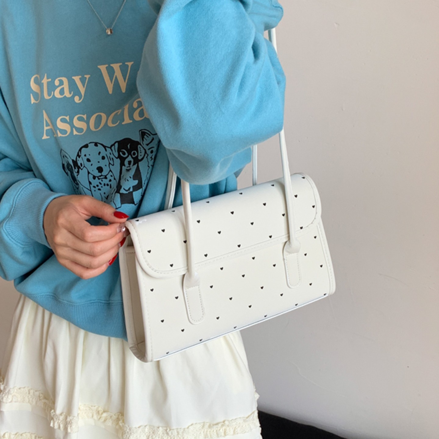 时尚超火小众包包女式2025新款通勤百搭单肩腋下包精致手提小拎包