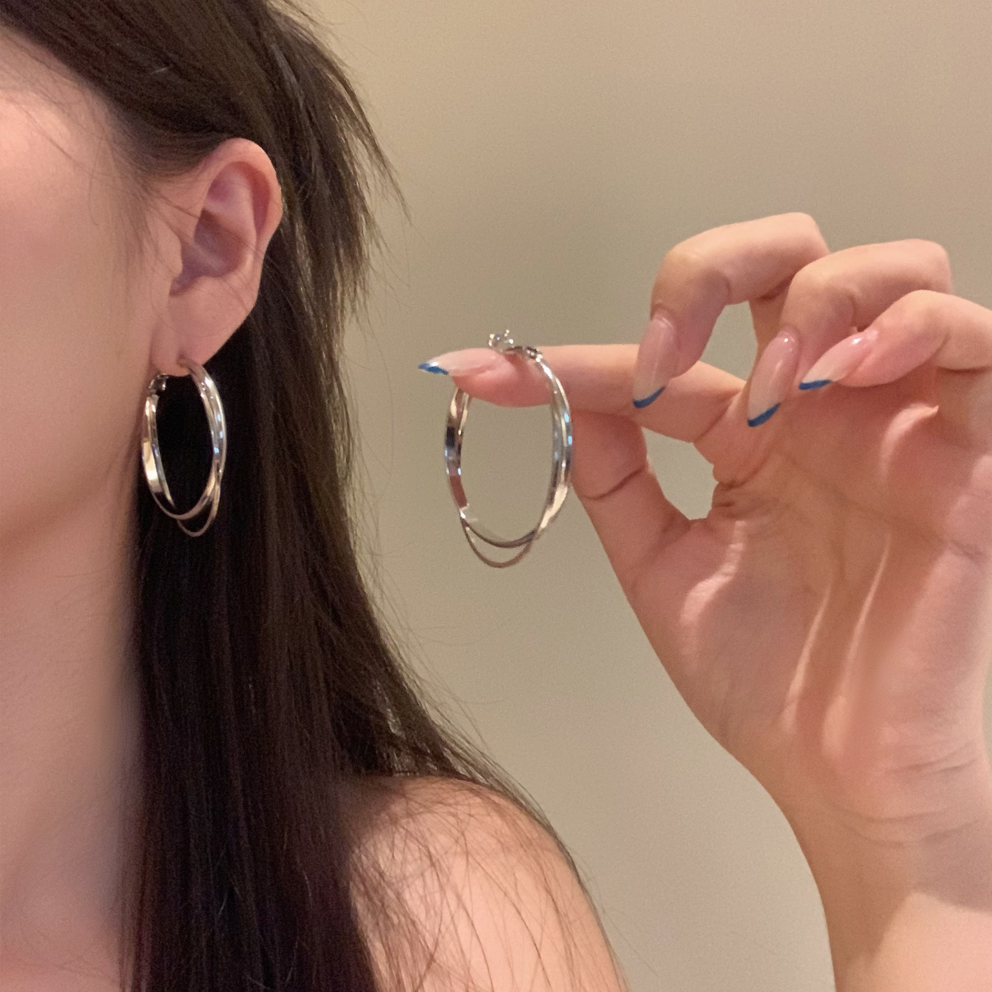 双层圈圈耳环女轻奢高级感气质大耳圈圆圈耳钉素圈耳饰清冷感