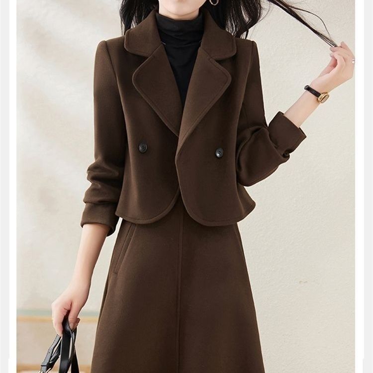 哥弟阿玛施正品短款小香风毛呢外套女半身裙两件套春秋冬2024新款