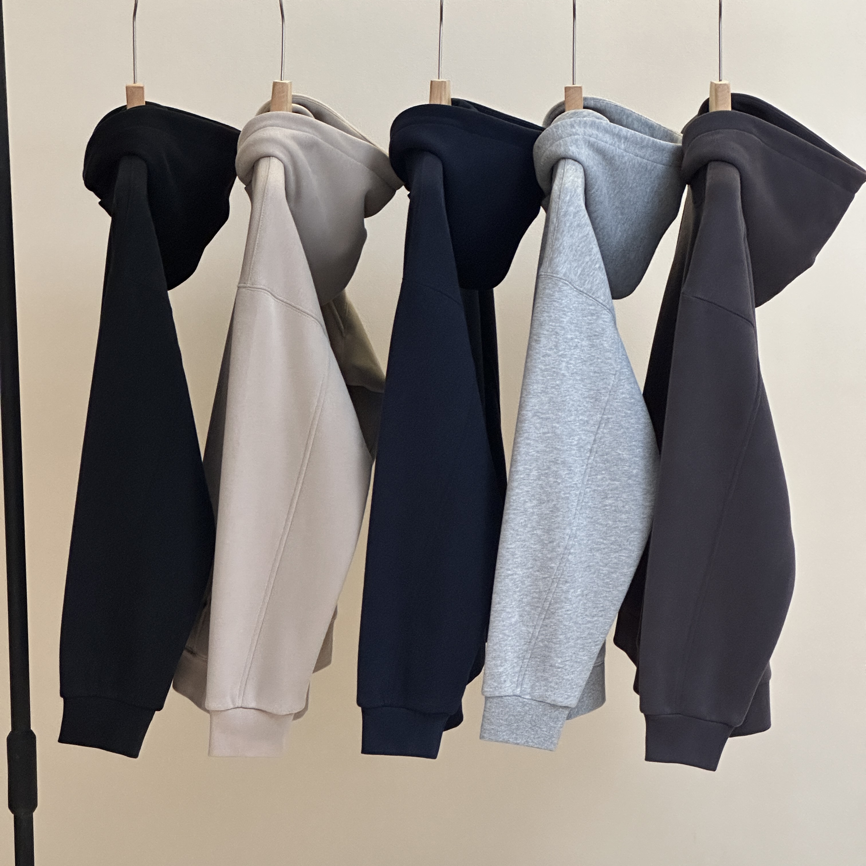 秋冬加绒加厚B9007原创潮牌拼接连帽结构时尚百搭男女同款卫衣