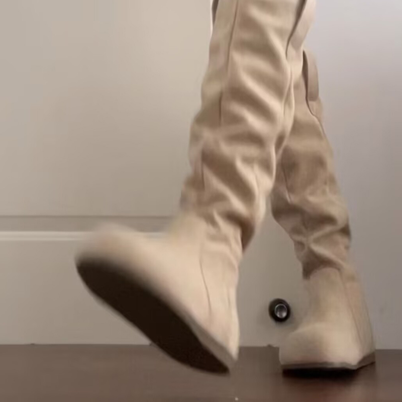 欧美风中性复古风褶皱长筒靴女2025秋冬新款时尚小个子堆堆时装靴