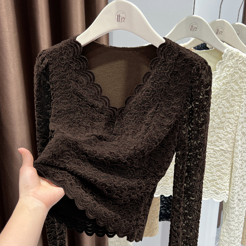 咖色软糯内搭亲肤蕾丝衫秋季爆款洋气V领设计感打底衫高档时髦T恤
