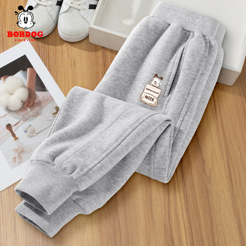巴布豆卡乐男童裤子秋冬2026新款儿童加绒运动裤帅气男孩宽松卫裤