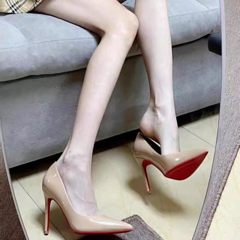 裸色高跟鞋女细跟2025年春秋新款尖头浅口纯欲红底鞋御姐职业单鞋
