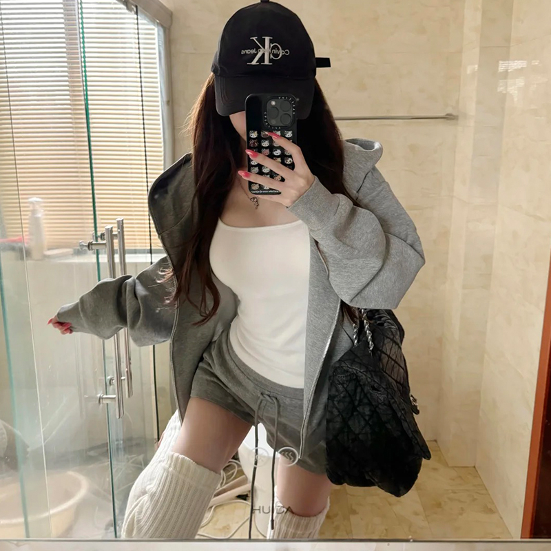 灰色连帽卫衣外套女秋季2025新款小个子宽松显瘦韩系百搭开衫上衣