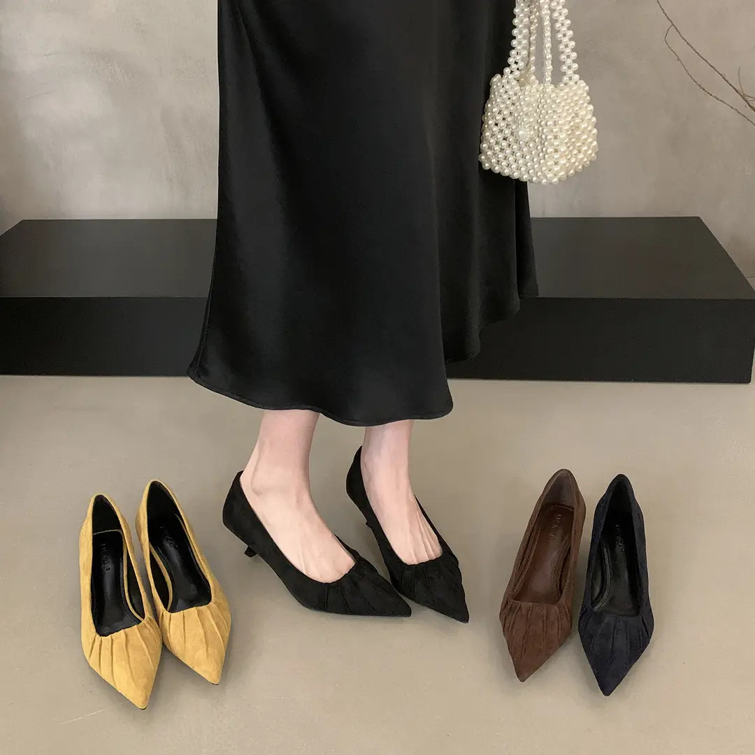 法式小猫跟高跟尖头褶皱单鞋女2025秋新款气质绒面黑色浅口通勤鞋
