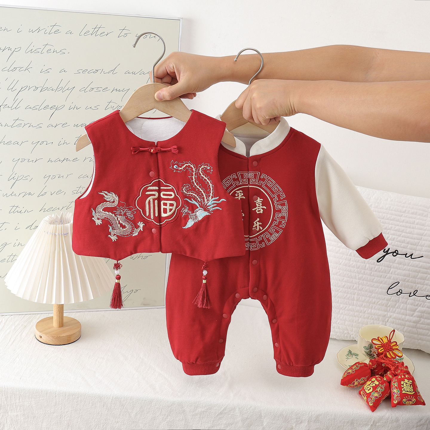 婴儿秋冬装新款59码中国风唐装连体衣宝宝衣服夹棉周岁服抓周礼服