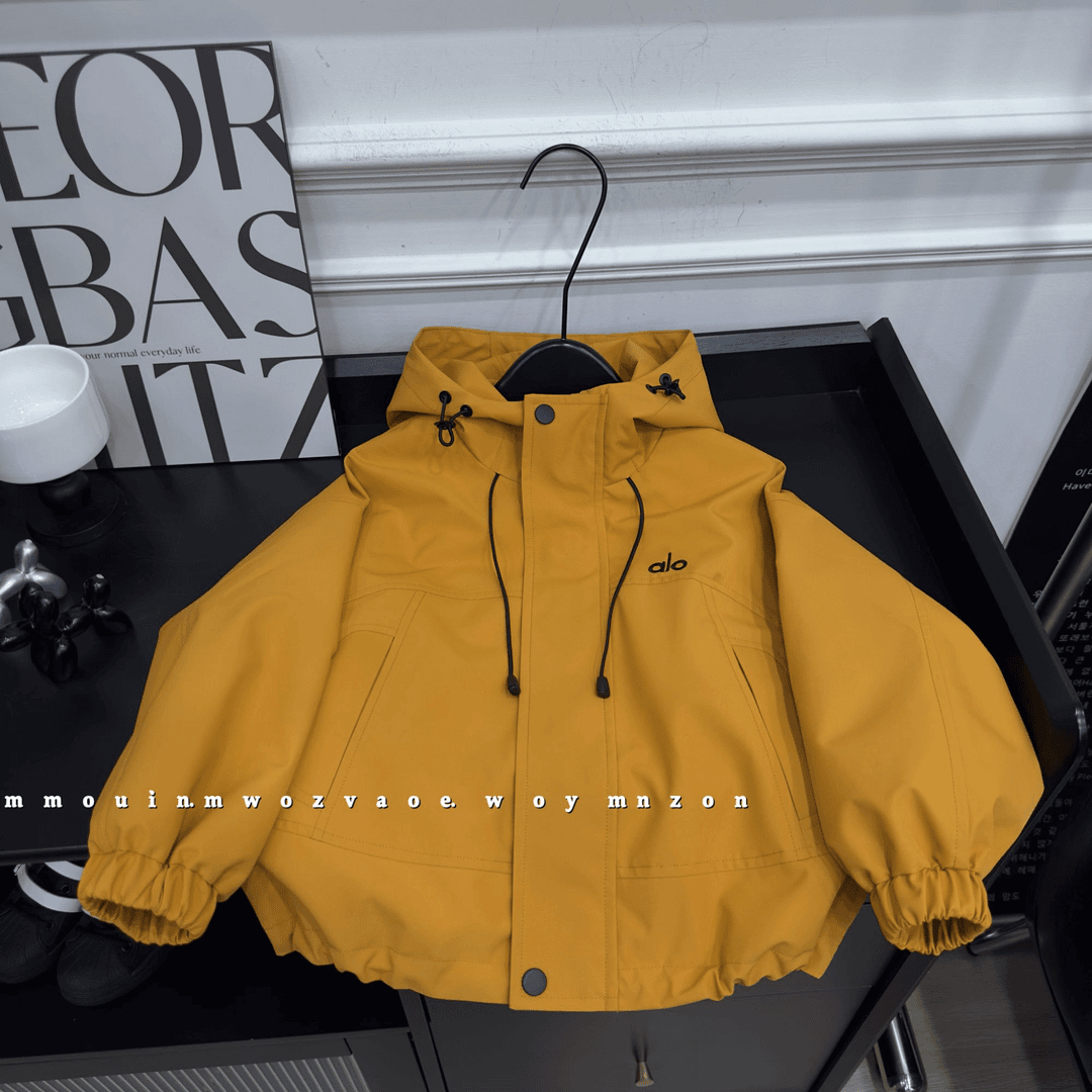 儿童秋冬2025新款中大童男童加棉三防冲锋衣女童潮酷痞帅童装