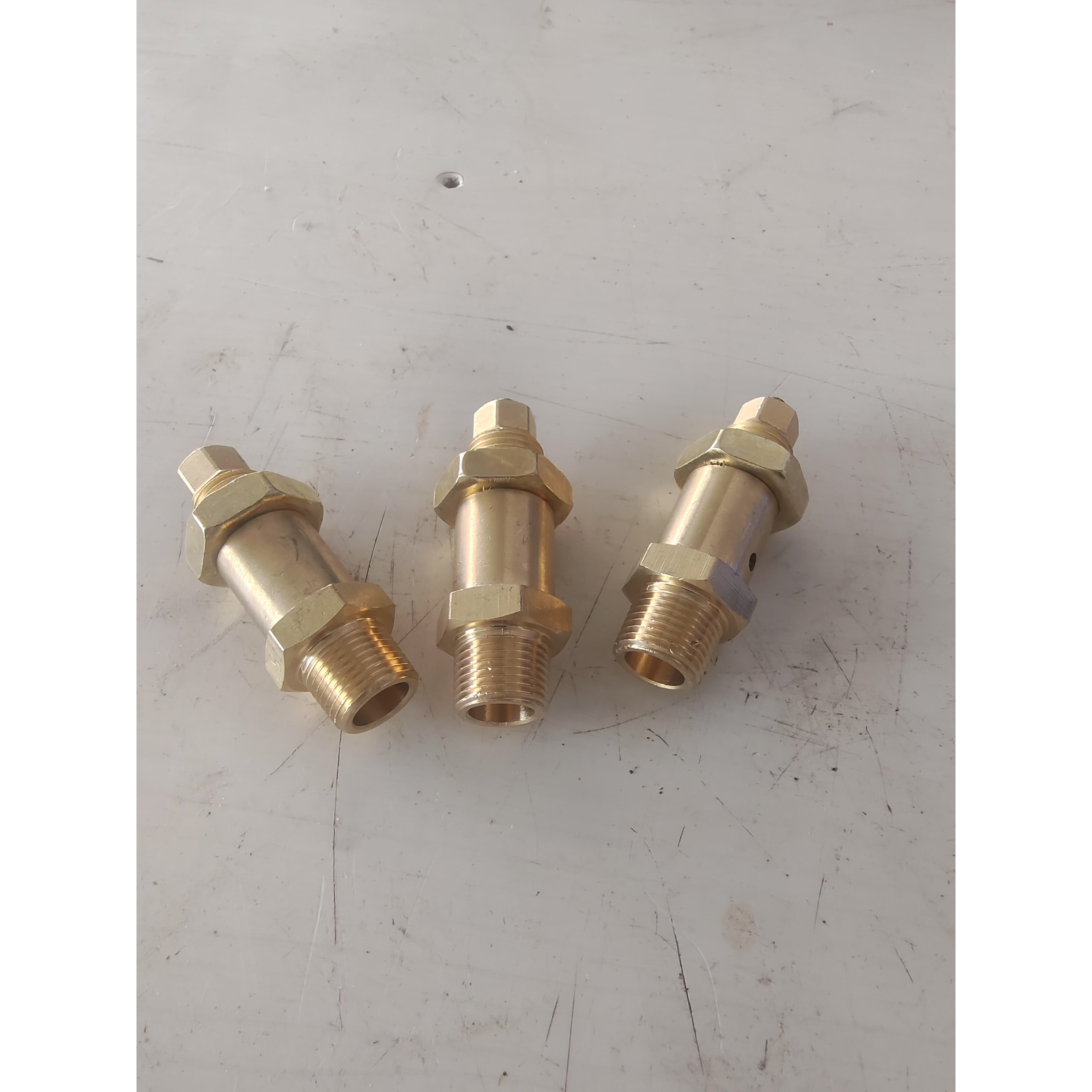 （周兴优选）储气筒安全阀