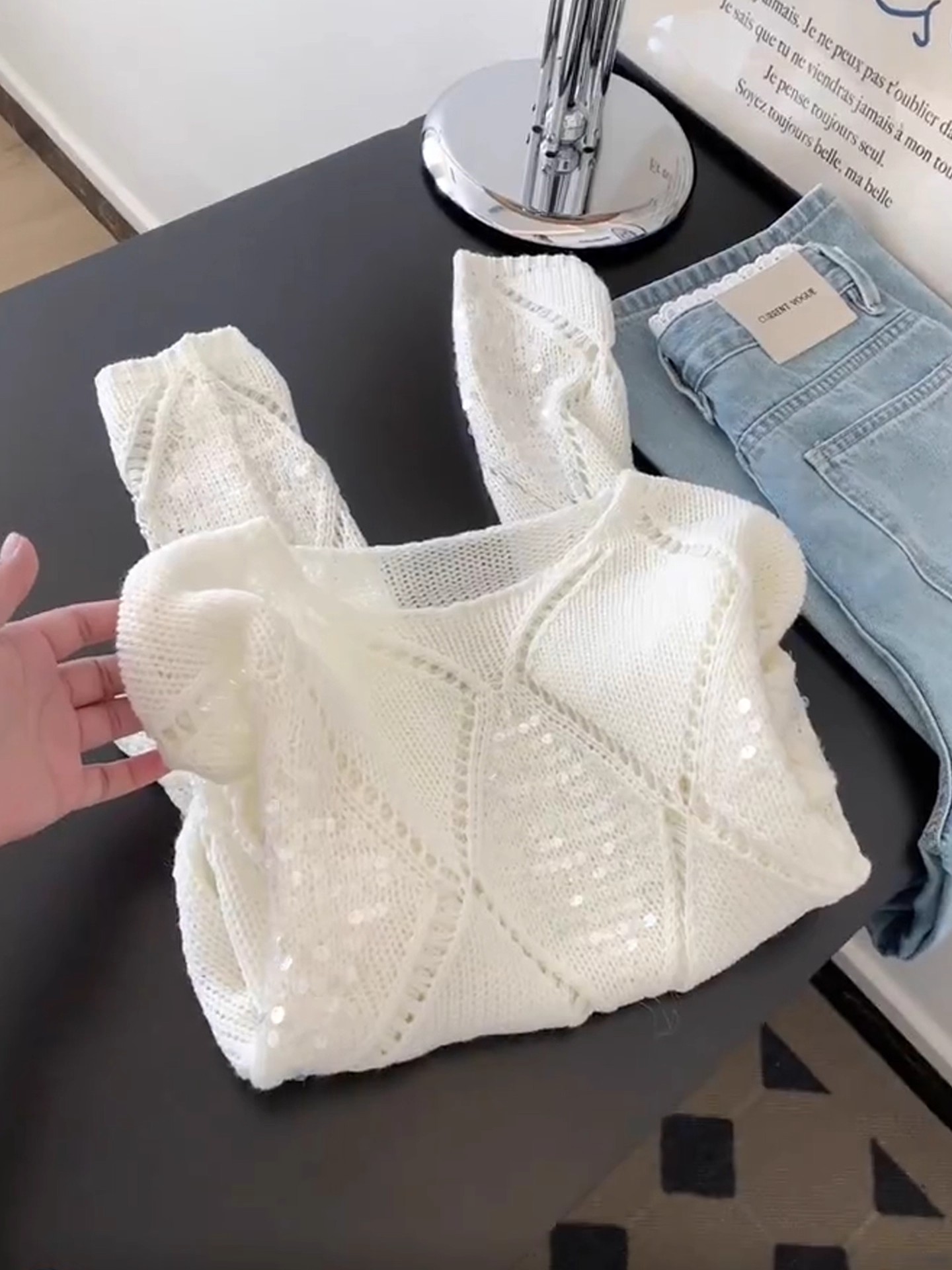 奶fufu软糯白色亮片镂空长袖针织衫女早秋2025新款法式慵懒风上衣